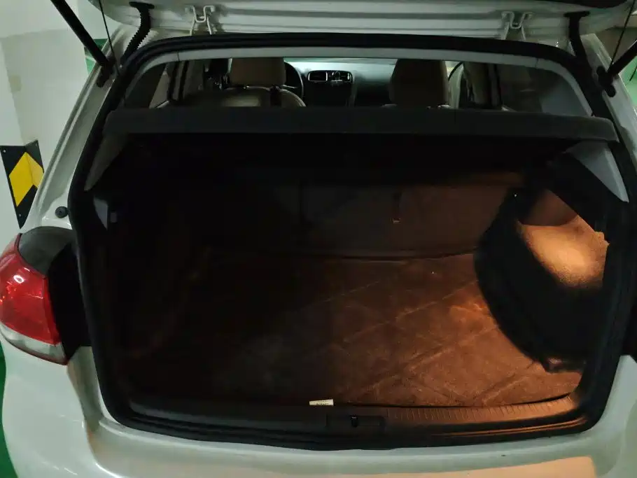 Volkswagen Golf — миниатюра 4