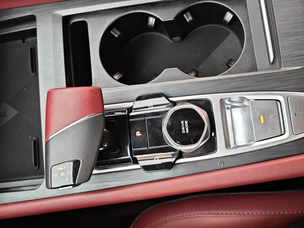 Changan CS75PLUS 2022 — фото 25