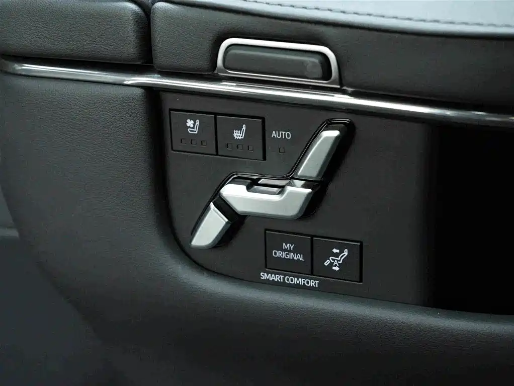 Toyota Vellfire Crown Hybrid 2.5L Supreme Edition, фото 21