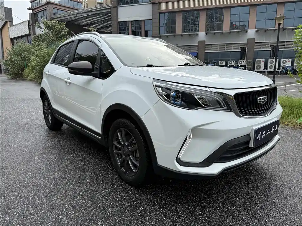 Geely Vision X3 — миниатюра 3