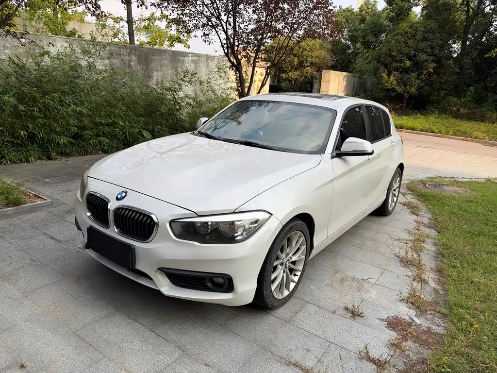 BMW 1 Series (Import)