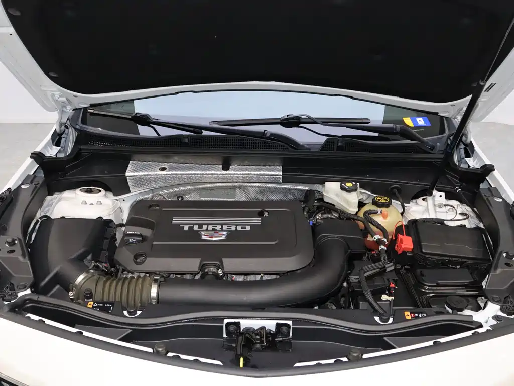 Cadillac XT4 2021 28T Lead