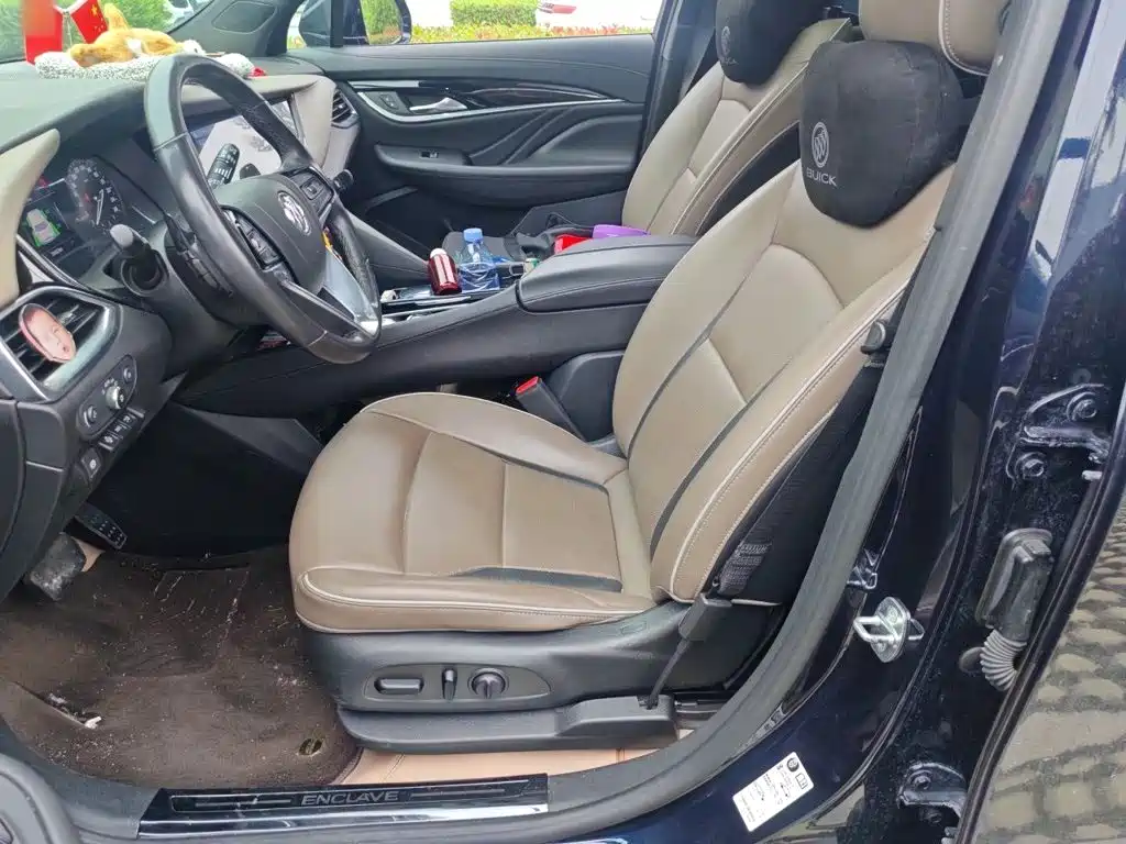 Buick Enclave — миниатюра 11