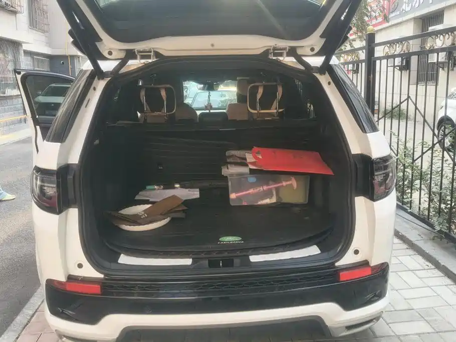Land Rover Discovery Sport — миниатюра 4
