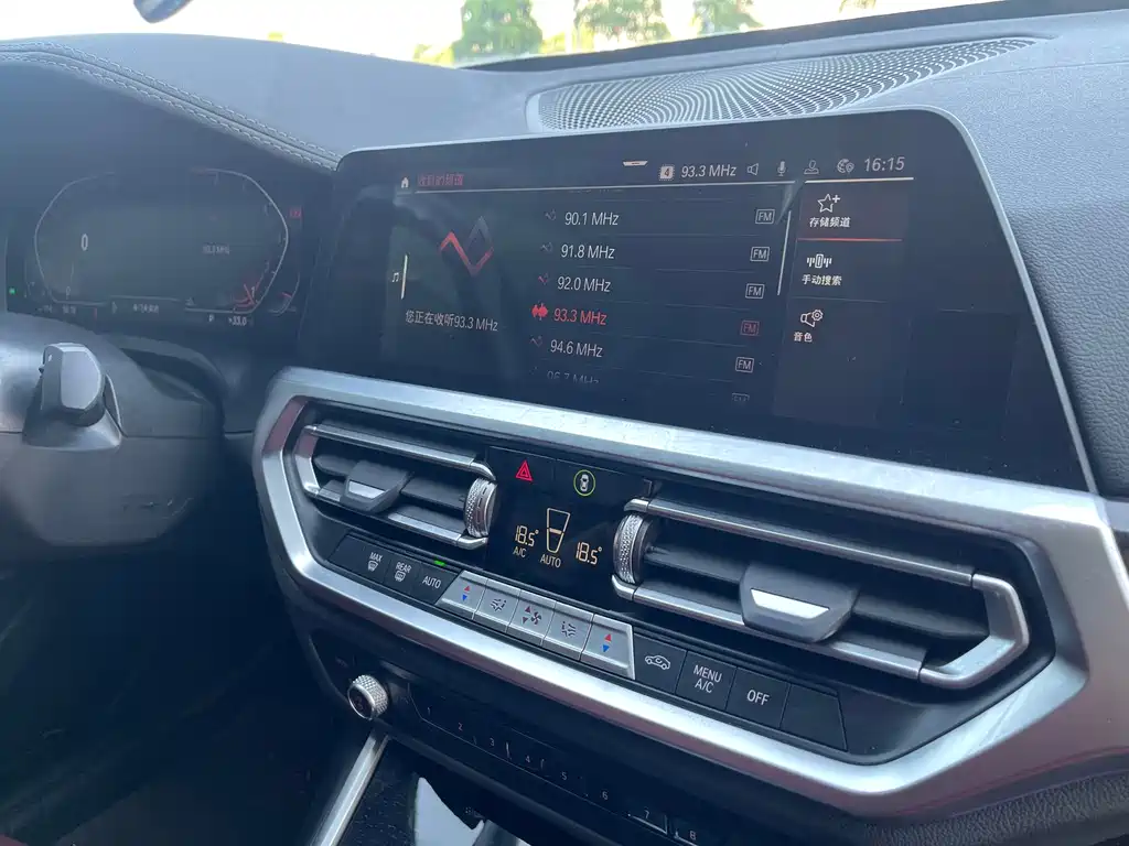 BMW 3 Series — миниатюра 16