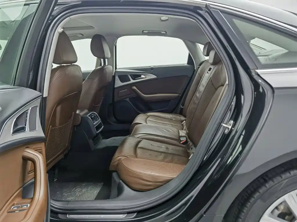 Audi A6L — миниатюра 15