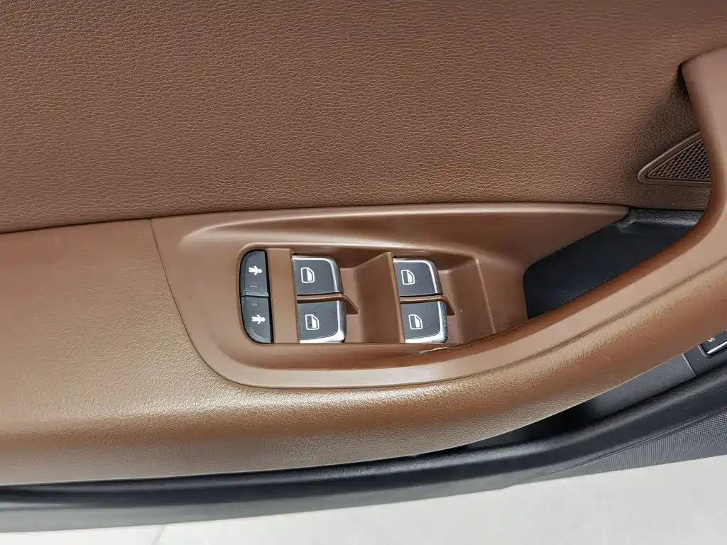 Audi A6L — миниатюра 9