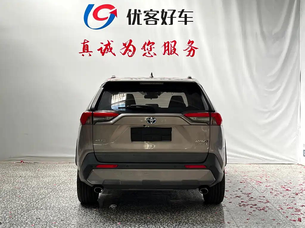 Toyota RAV4 — миниатюра 17