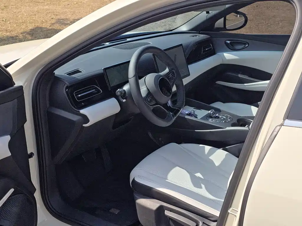 BYD SEAL 06 NEW ENERGY