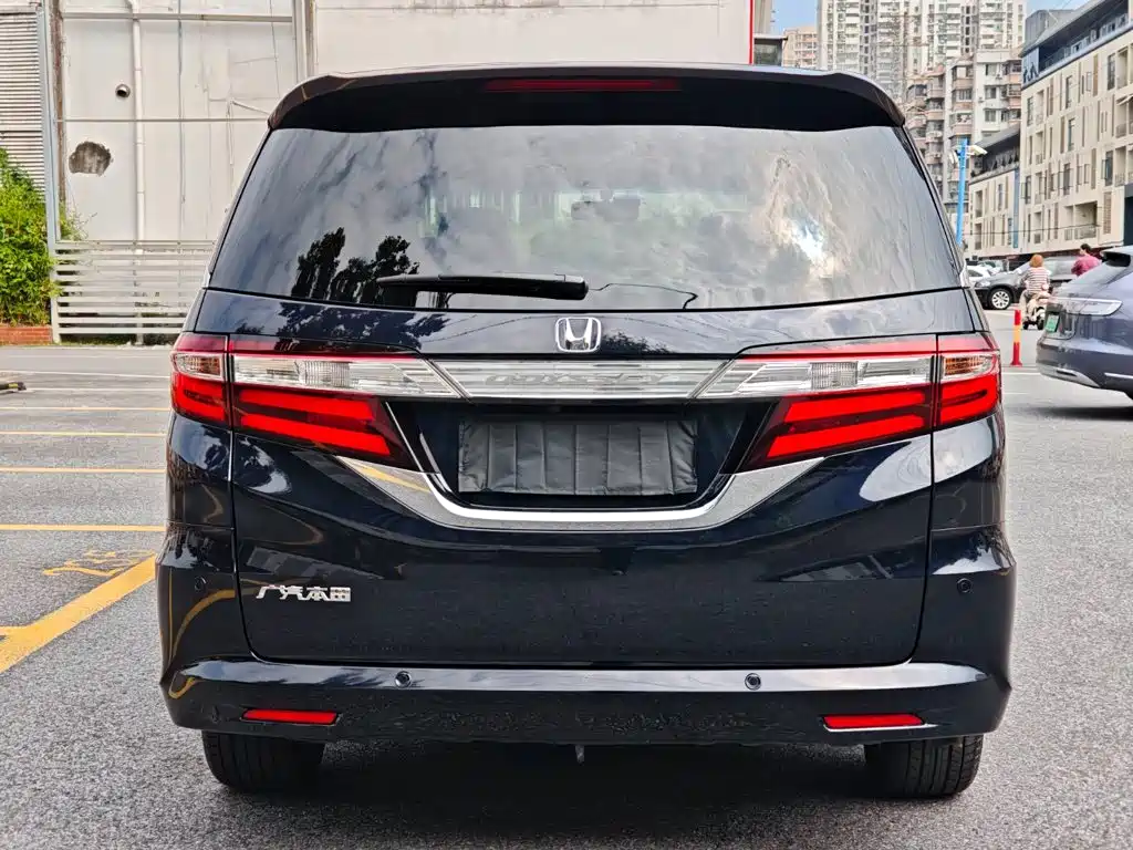 Honda Odyssey — миниатюра 6
