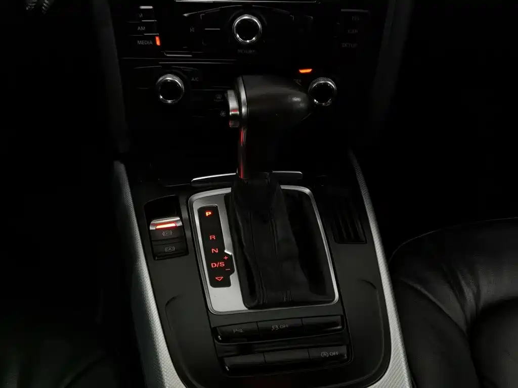 Audi A4L — миниатюра 13