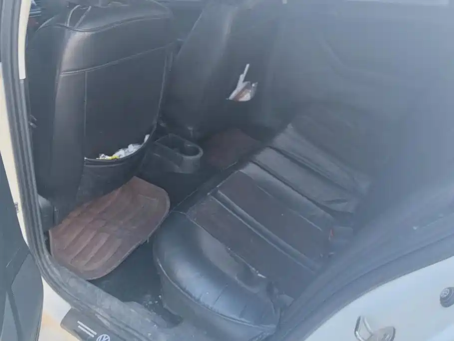 Volkswagen Santana — миниатюра 11