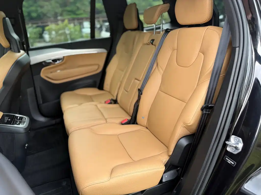 Volvo XC90 — миниатюра 19
