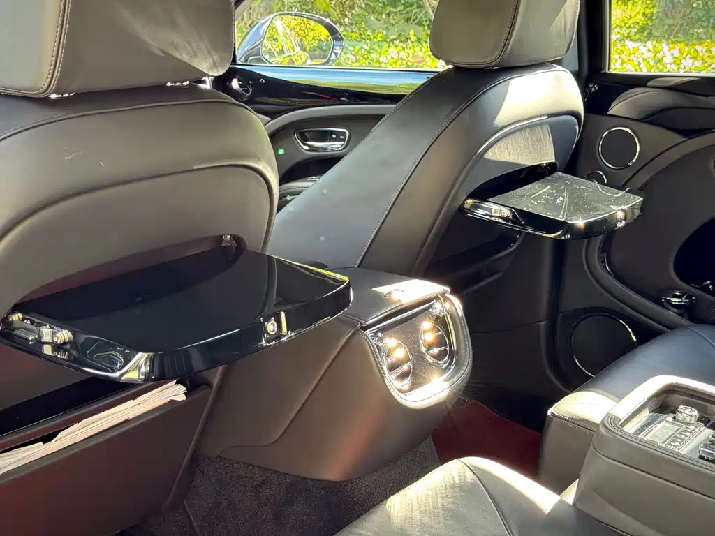 Bentley Mulsanne — миниатюра 17