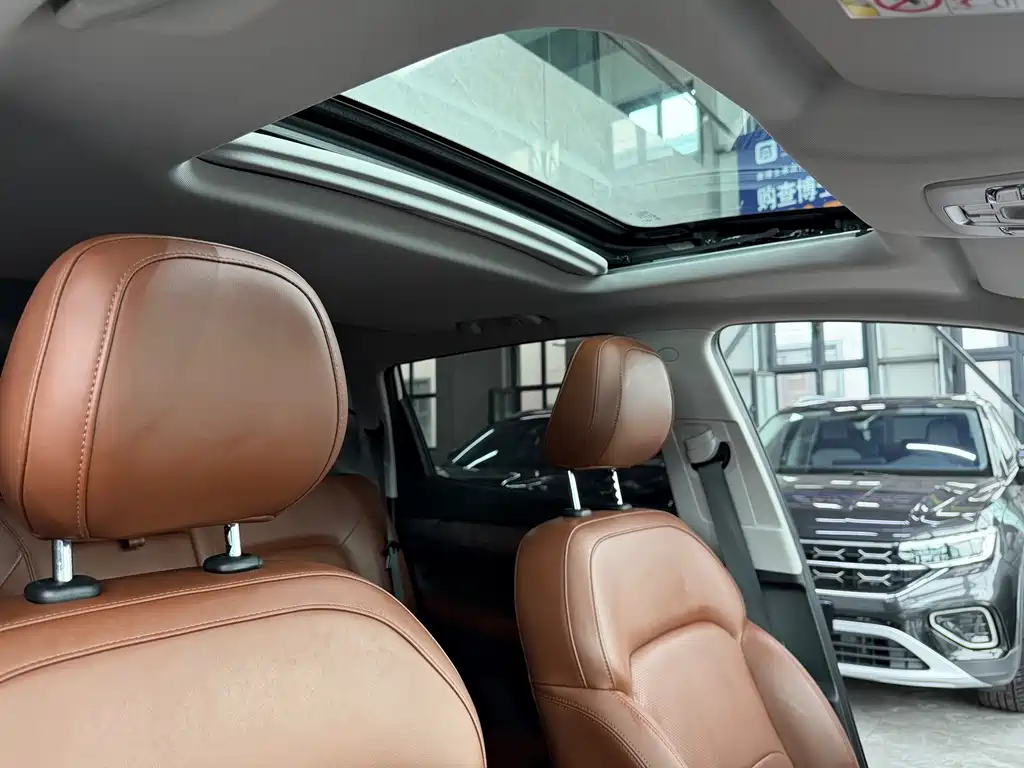 Geely Vision X6 — миниатюра 17