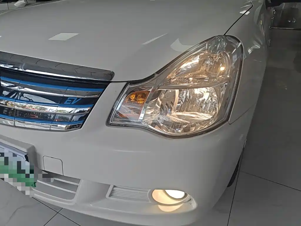 Dongfeng E11K — миниатюра 24