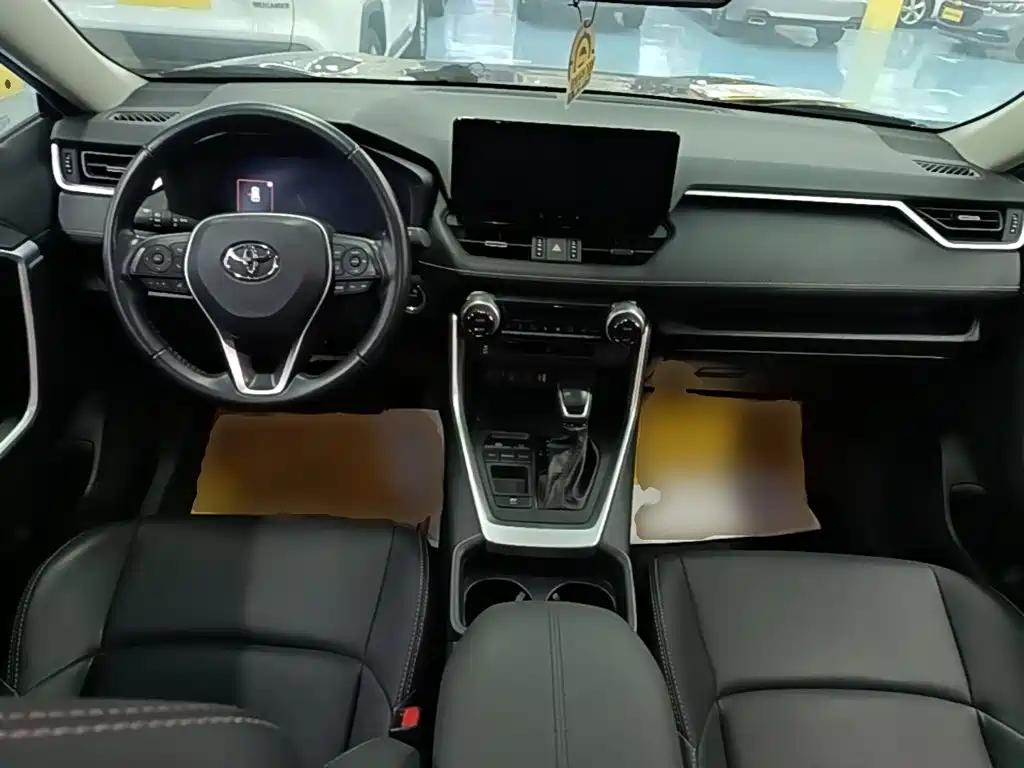 Toyota Wildlander — миниатюра 10