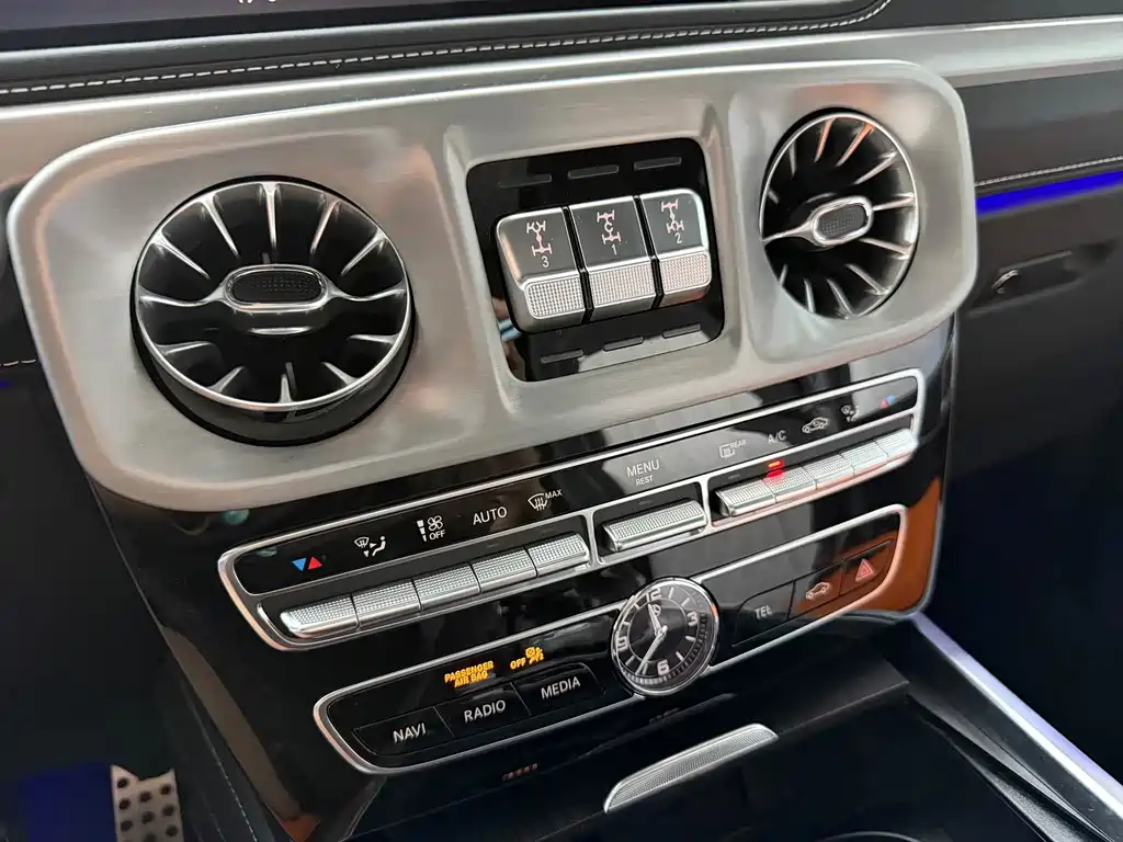 Mercedes-Benz G-Class — миниатюра 14