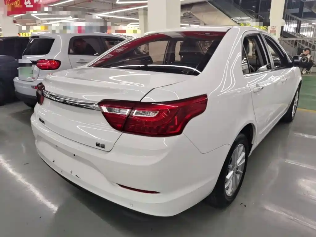 Geely Vision — миниатюра 7