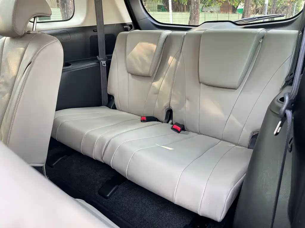 Mazda 5 2013 2.0L AT Luxury