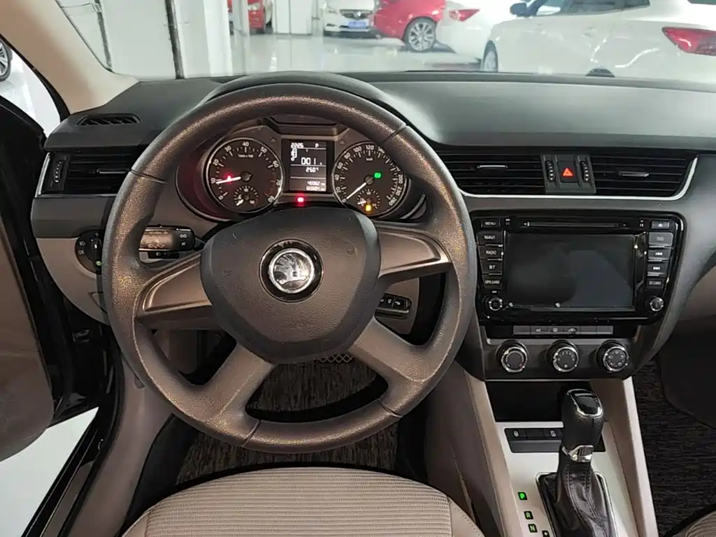 Skoda Octavia — миниатюра 11