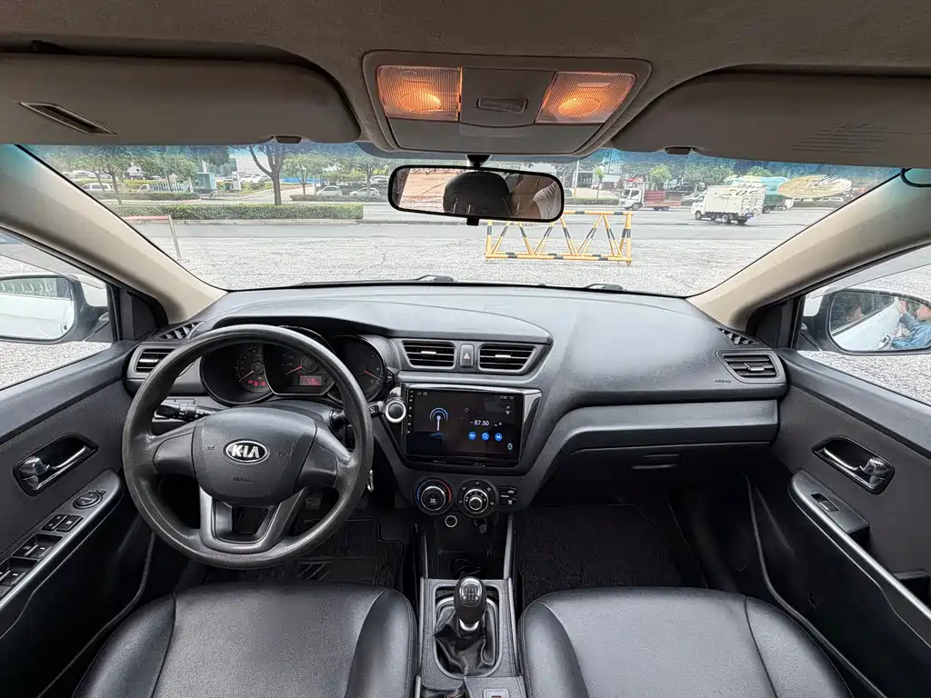 Kia K2 — миниатюра 5