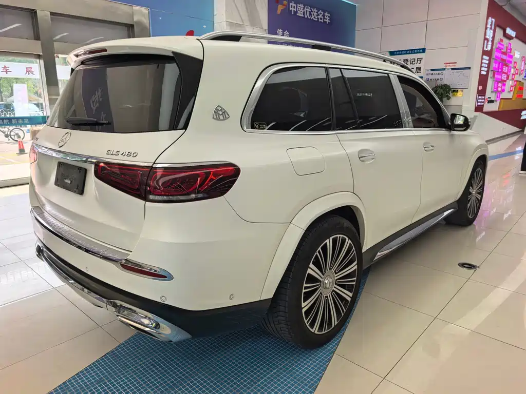 Mercedes-Benz GLS — миниатюра 9
