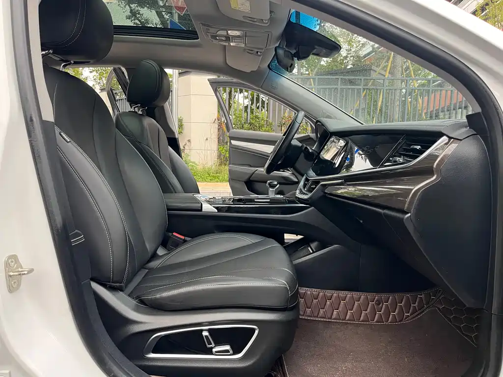 GEELY AUTOMOBILE BORUI