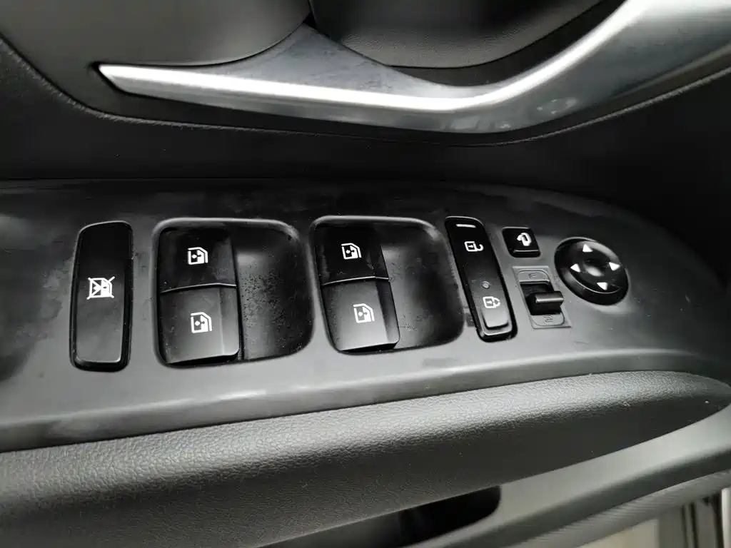 Hyundai Tucson — миниатюра 9