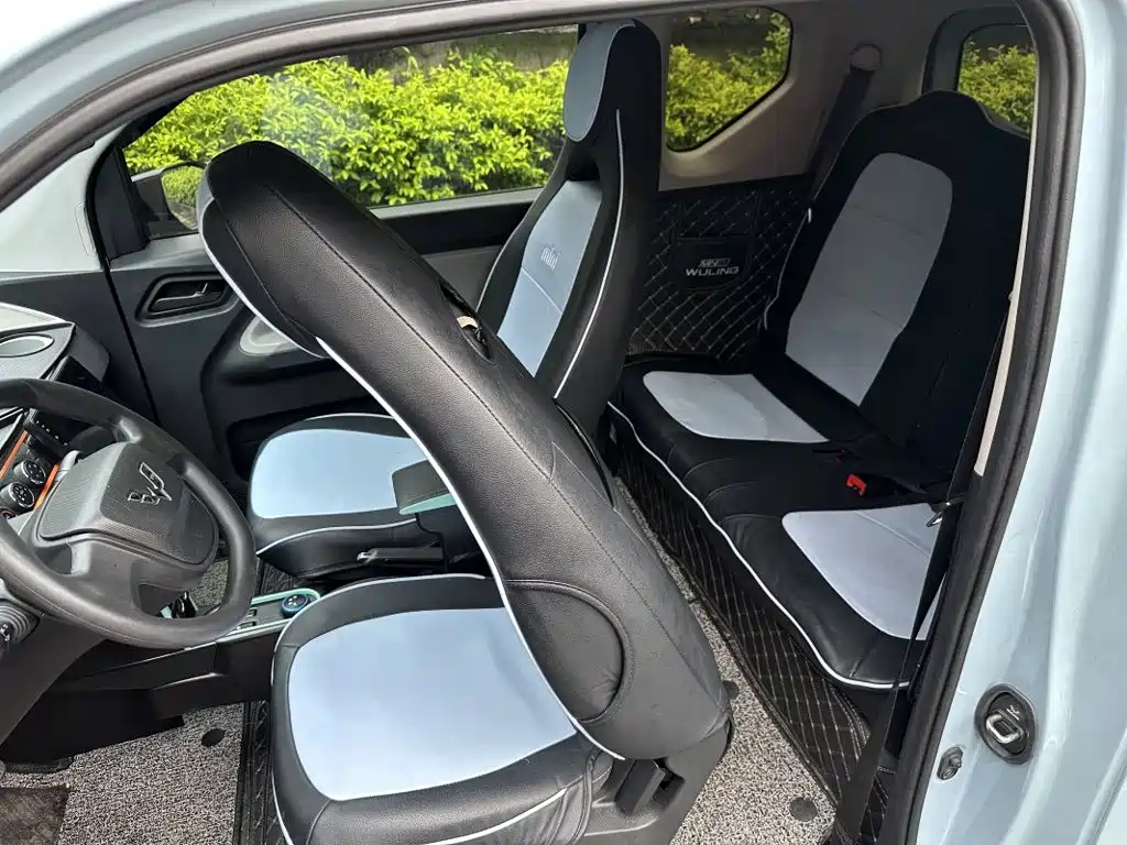 Wuling MINIEV — миниатюра 10