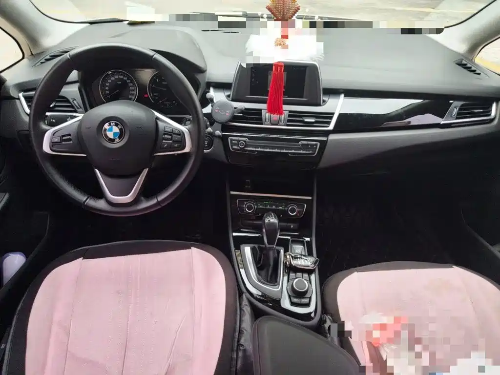 BMW 2 Series Active Tourer — миниатюра 13