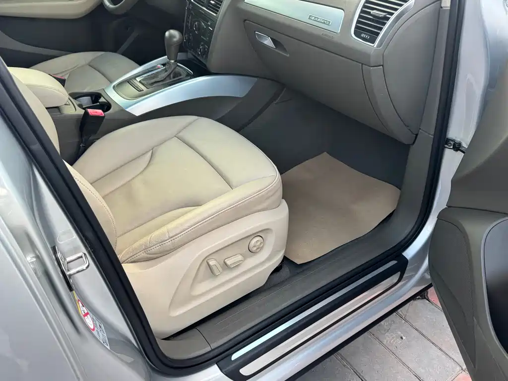 Audi Q5 — миниатюра 11