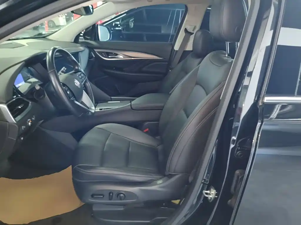 Buick Enclave — миниатюра 15