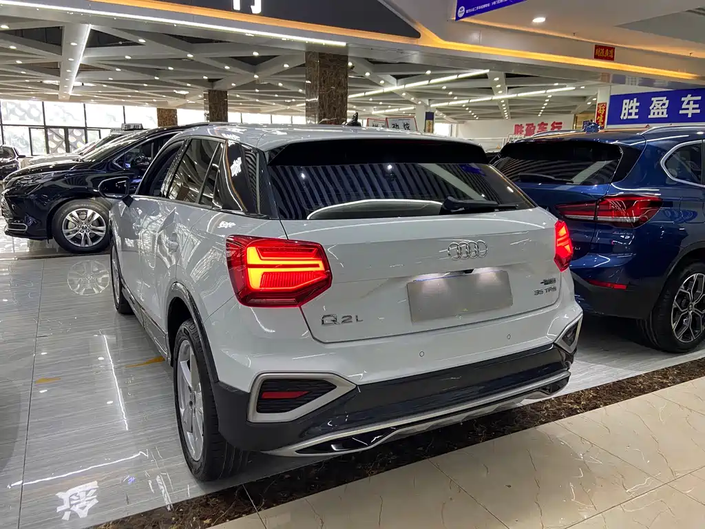 Audi Q2L 2022 35 TFSI