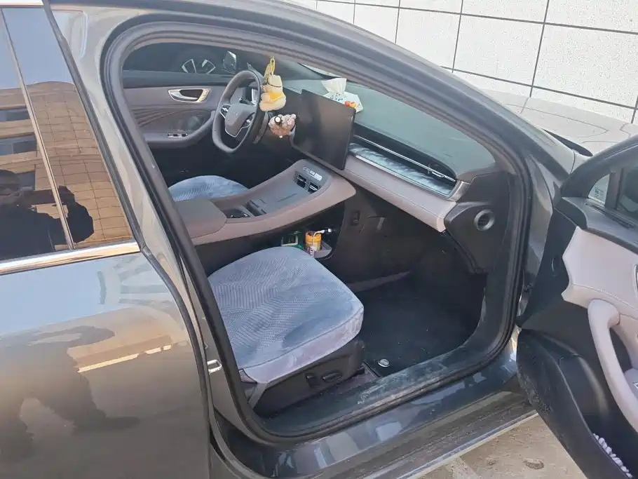 Roewe M7 DMH — миниатюра 8