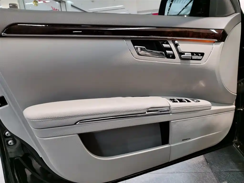 Mercedes-Benz S-Class S 2010 S 350 L Luxury