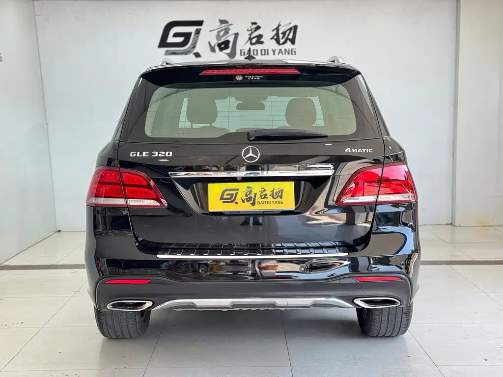Mercedes-Benz GLE (Import) — миниатюра 26
