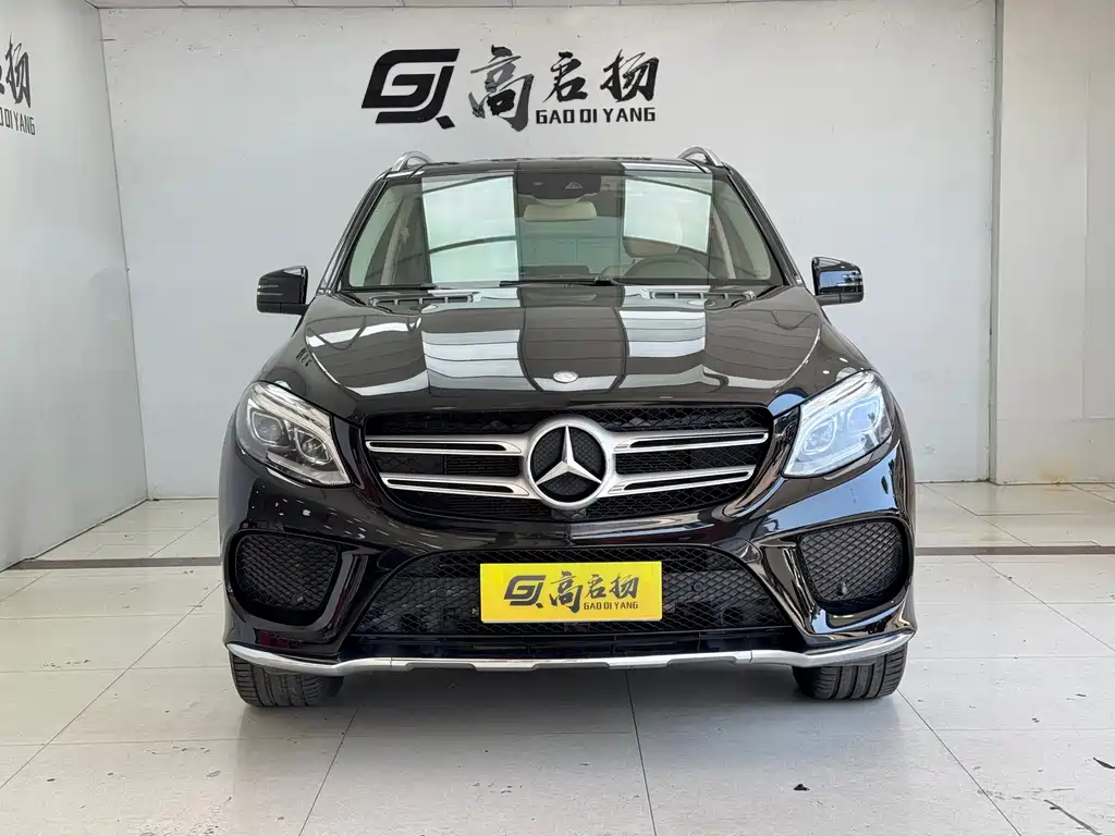 Mercedes-Benz GLE (Import) — миниатюра 2