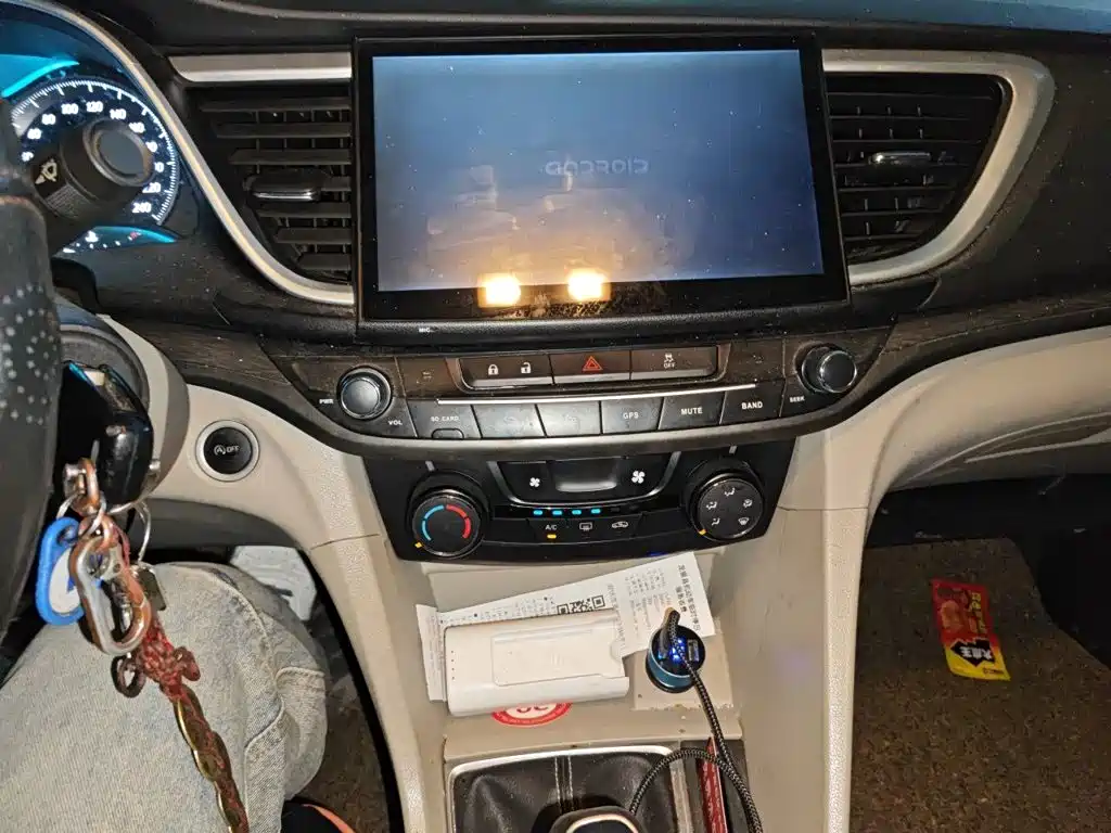 Buick Excelle — миниатюра 9