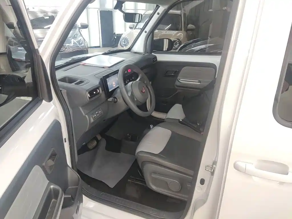 Wuling Zhiguang EV — миниатюра 16