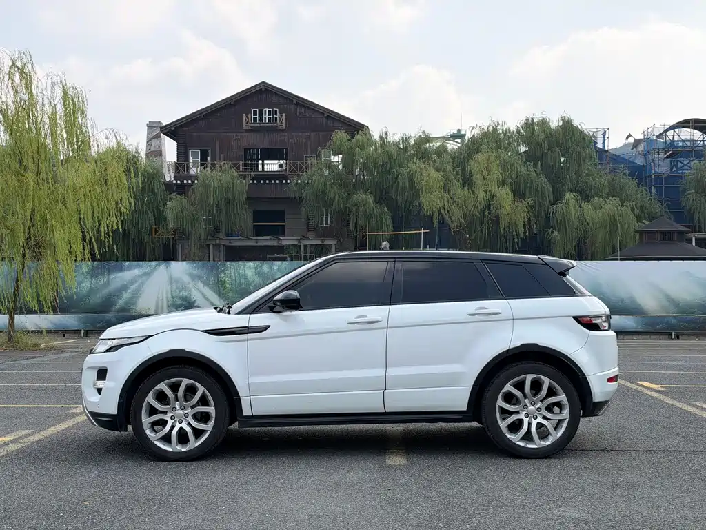 Land Rover Evoque (Import) — миниатюра 4