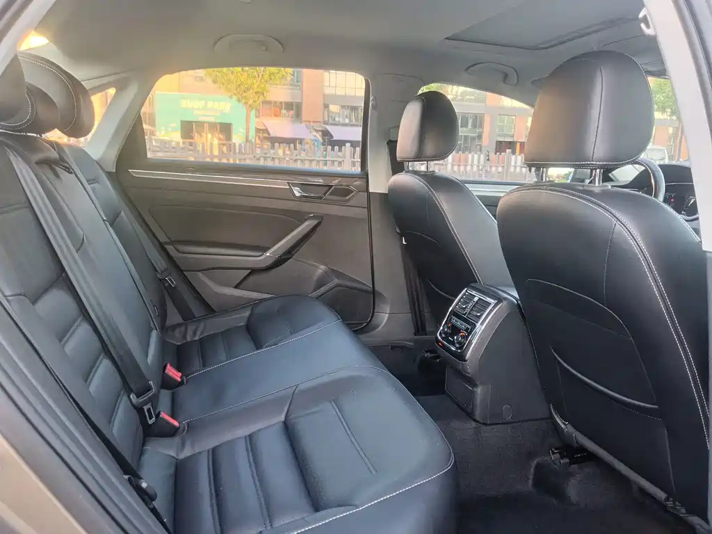 Volkswagen Passat — миниатюра 29
