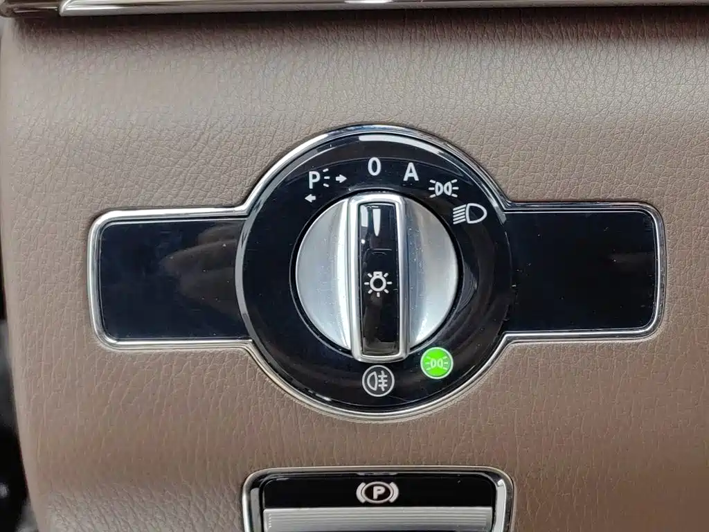 Mercedes-Benz S-Class — миниатюра 21