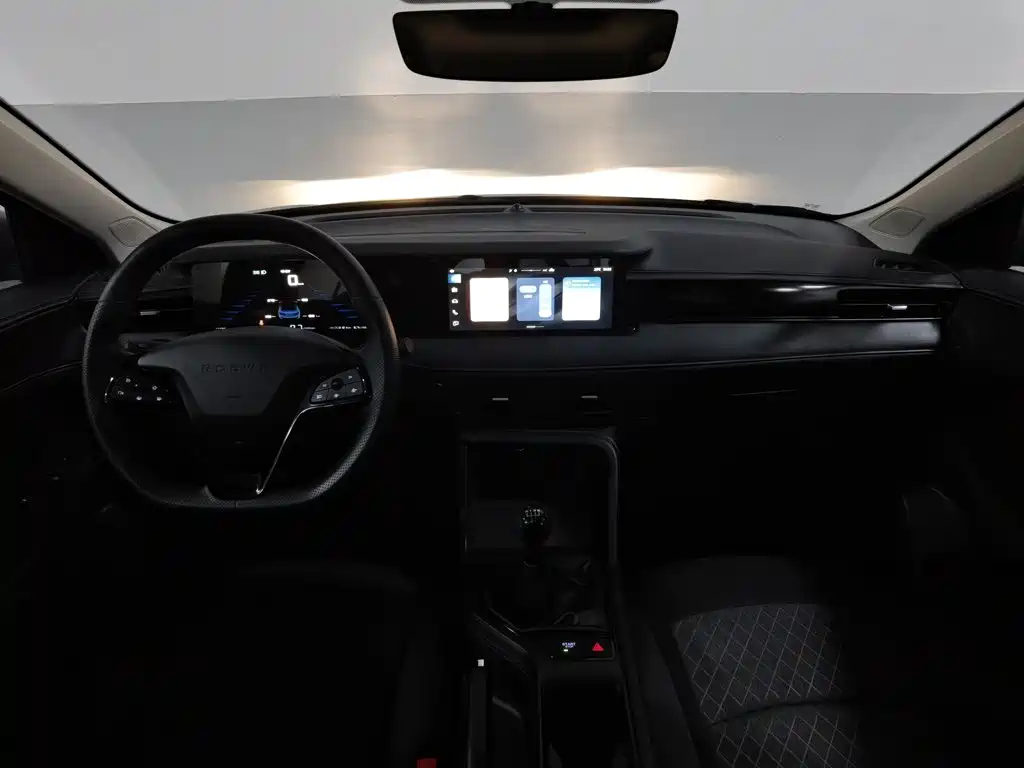 Roewe i5 — миниатюра 5