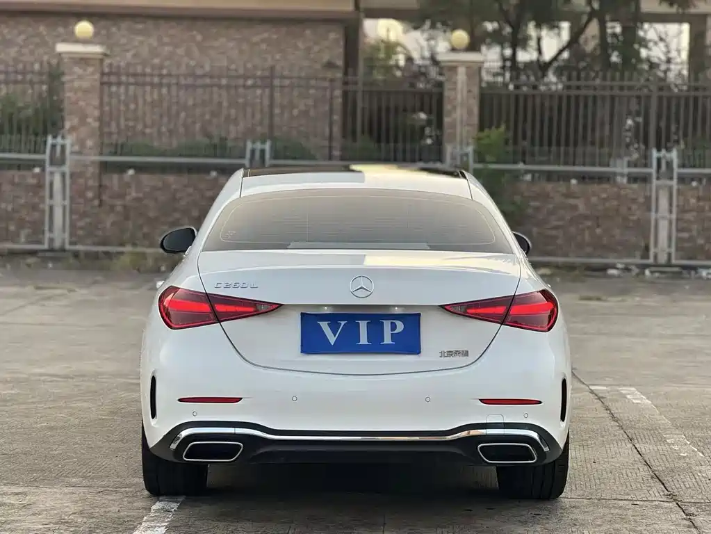 Mercedes-Benz C-Class — миниатюра 9
