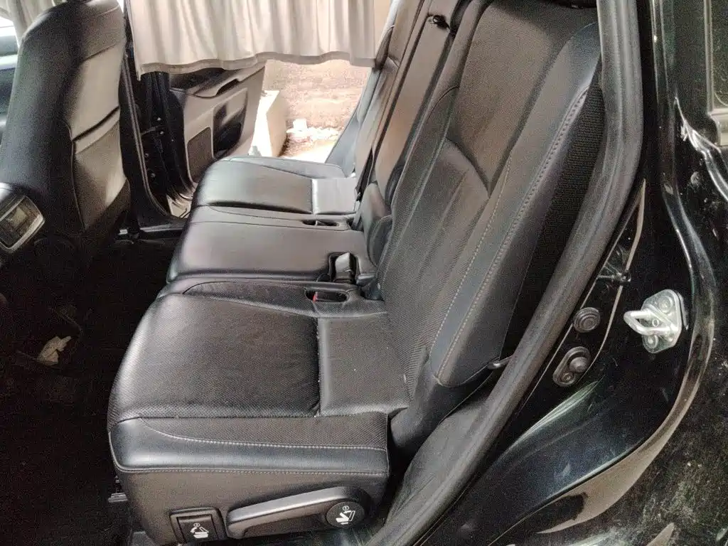 Toyota Highlander — миниатюра 15