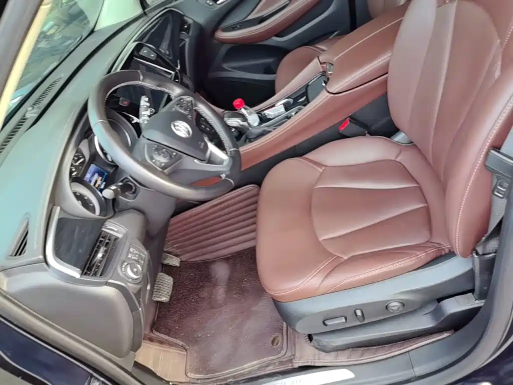 Buick Envision Plus — миниатюра 15