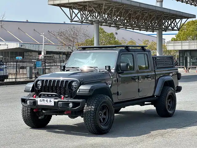 JEEP GLADIATOR