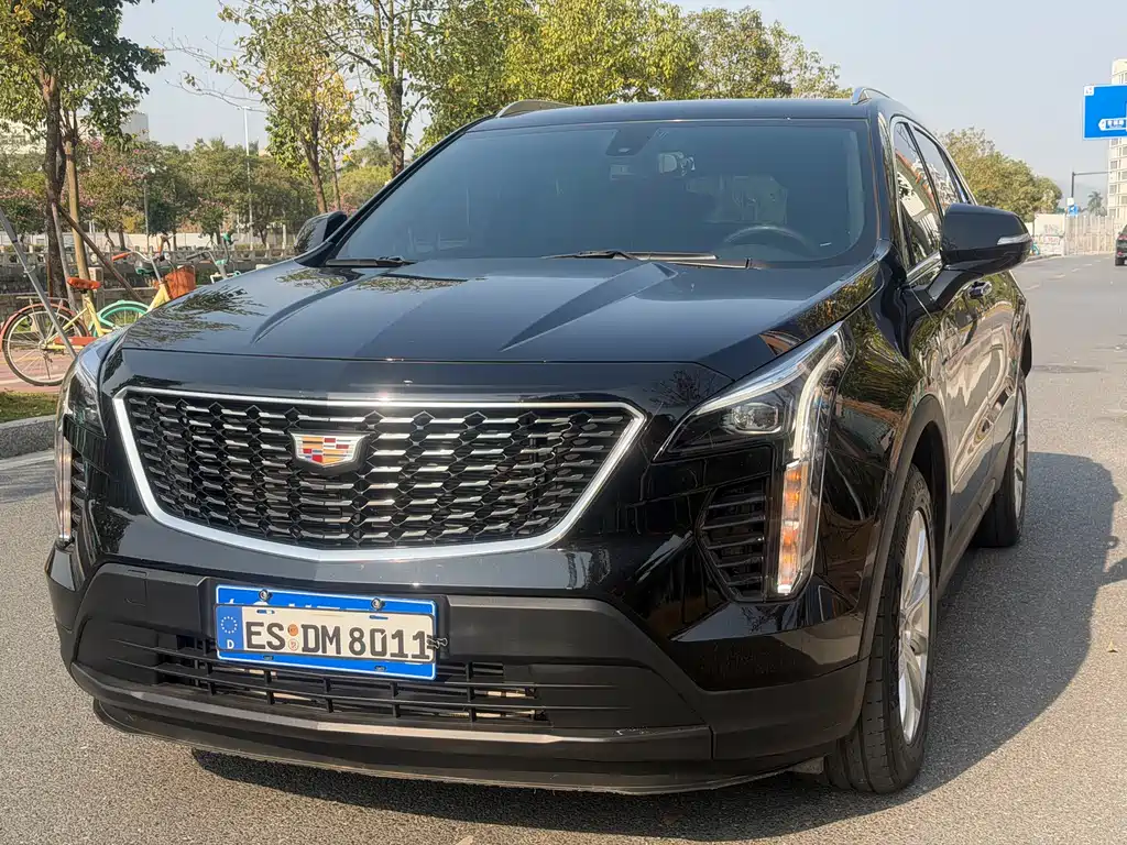 CADILLAC XT4