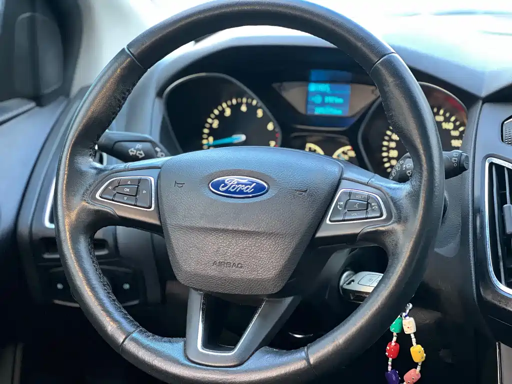 Ford Focus — миниатюра 16